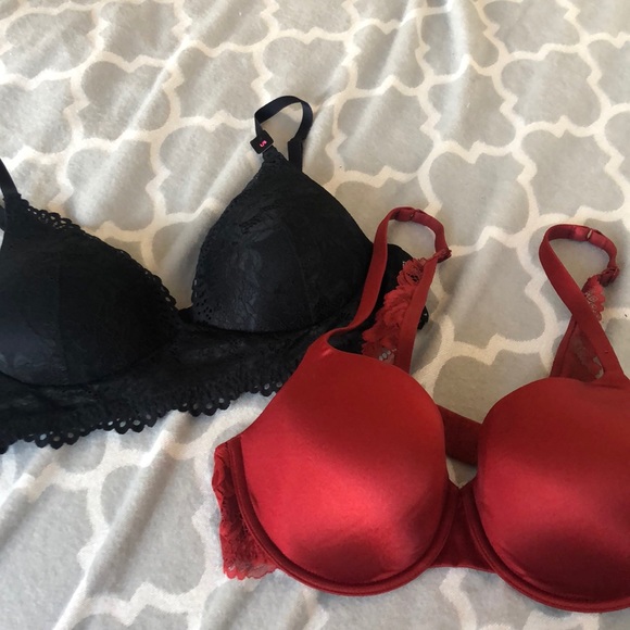 2 New Bras With Tags on! - Picture 2 of 7